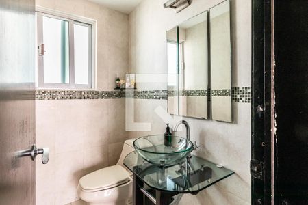 Medio baño 1 de casa para alugar com 2 quartos, 250m² em Las Arboledas, Ciudad López Mateos