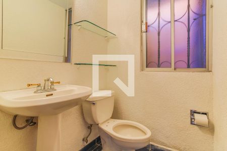 Medio Baño  de casa para alugar com 4 quartos, 210m² em Santa María Tepepan, Ciudad de México