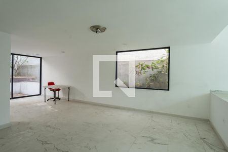 Sala - Comedor  de casa para alugar com 3 quartos, 350m² em Niño Jesús, Ciudad de México