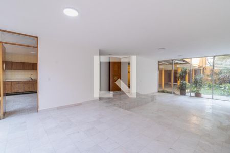 Sala - Comedor  de casa para alugar com 4 quartos, 244m² em Xotepingo, Ciudad de México